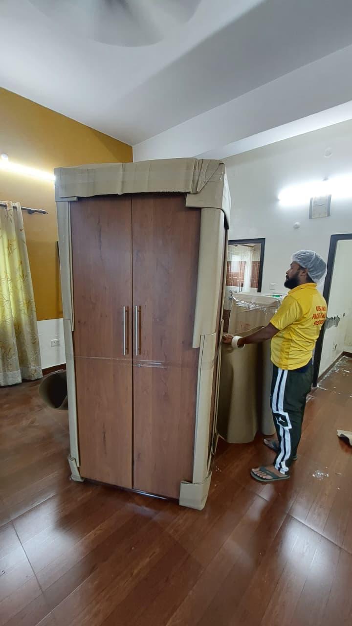 Expert Packers and Movers - Delicate Items Protective Wrap